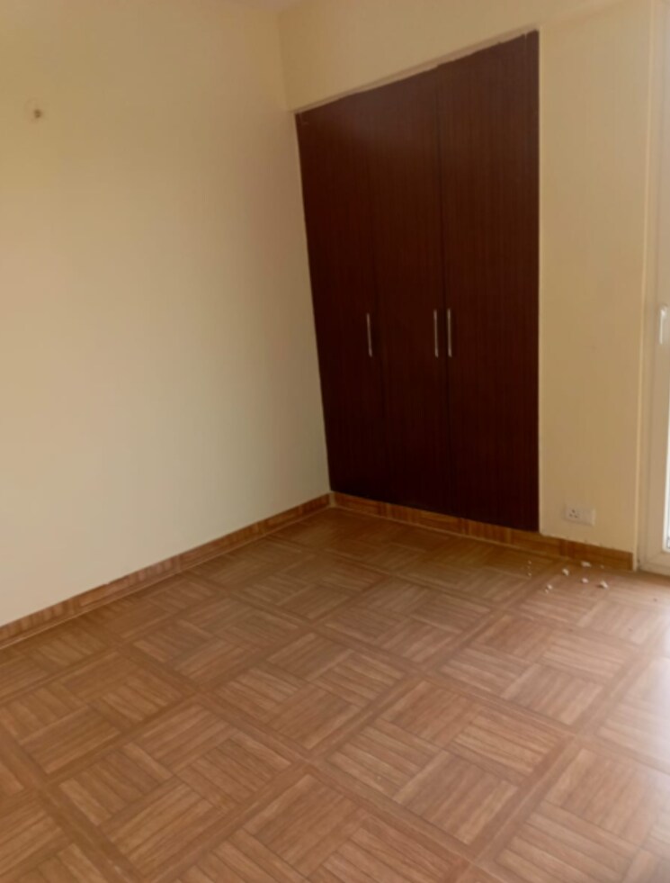 Room, saya-gold-avenue 3 Bedroom 1760 Sq.Ft. Apartment In Vaibhav Khand Ghaziabad 8790048