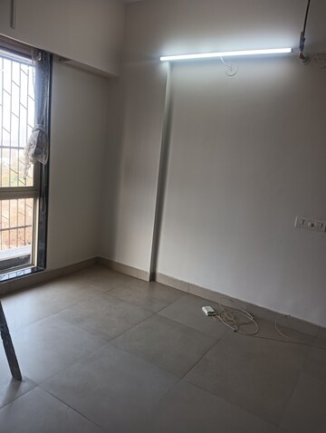 Room in 2 BHK Apartment at Divine Aspen Garden, Goregaon East – for Rent