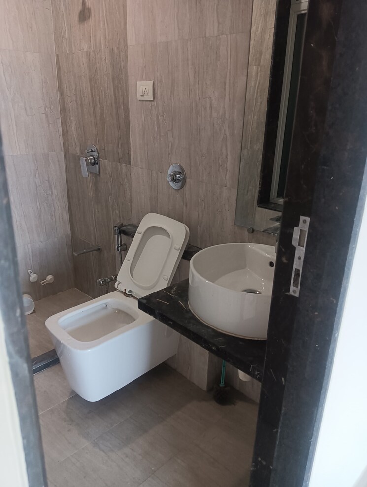 Bathroom, divine-aspen-garden 2 Bedroom 770 Sq.Ft. Apartment In Goregaon East Mumbai 8790038