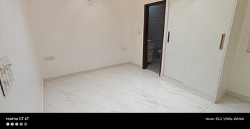 Room in 2 BHK Builder Floor at Palm Residency Chhatarpur, Chattarpur – for Rent