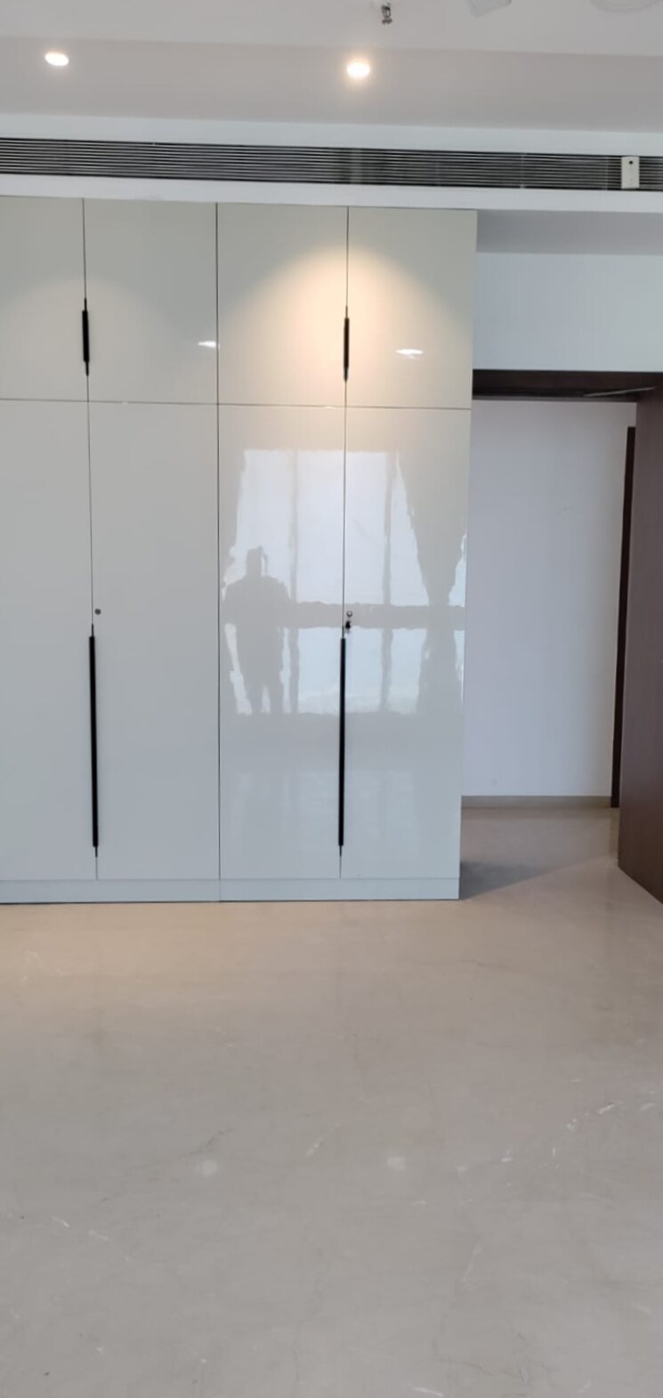 Room, k-raheja-vivarea 3 Bedroom 2000 Sq.Ft. Apartment In Mahalaxmi Mumbai 8790063