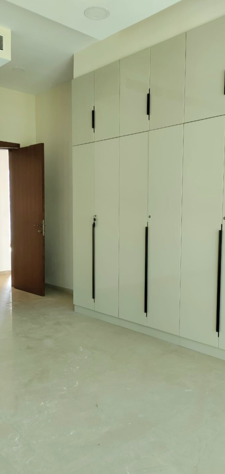 Room, k-raheja-vivarea 3 Bedroom 2000 Sq.Ft. Apartment In Mahalaxmi Mumbai 8790063