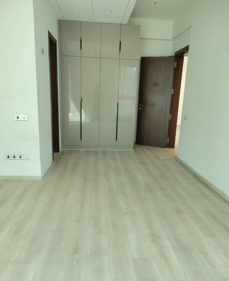 Room, k-raheja-vivarea 3 Bedroom 2000 Sq.Ft. Apartment In Mahalaxmi Mumbai 8790063