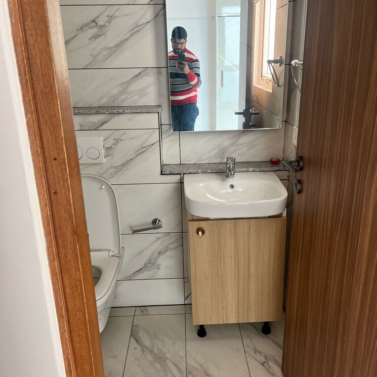 Bathroom, conscient-hines-elevate 3 Bedroom 1159 Sq.Ft. Apartment In Sector 59 Gurgaon 8790152