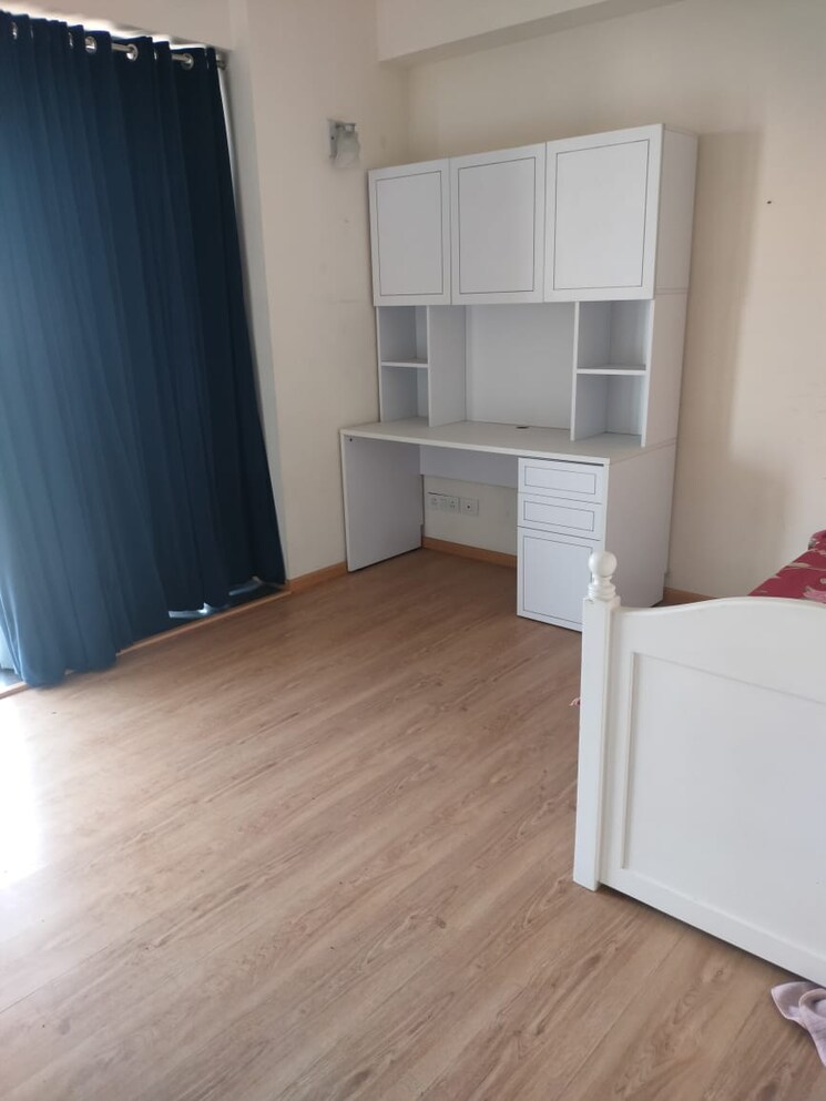 Room, m3m-latitude 4 Bedroom 3000 Sq.Ft. Apartment In Sector 65 Gurgaon 8790110