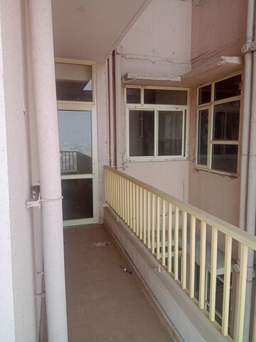 2 BHK Apartment For Rent in Terra Lavinium, Sector 75