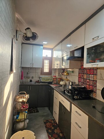 Kitchen in 3 BHK Builder Floor at Onyx Plaza, Vasundhara Sector 3 – for Sale