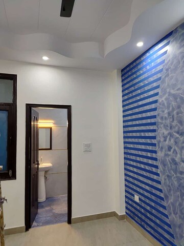 Room in 2 BHK Builder Floor at Vasundhara Sector 1 – for Sale