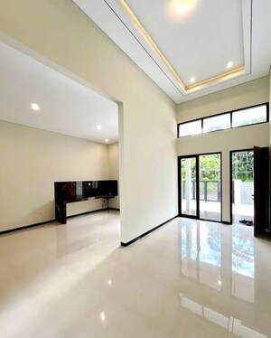 Room in 2.5 BHK Builder Floor at Sector 29 – for Sale