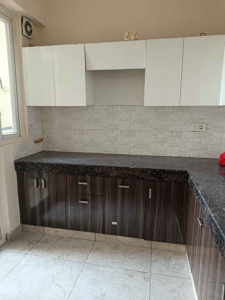 Kitchen, vasundhara sector 2b 3 Bedroom 850 Sq.Ft. Builder Floor In Vasundhara Sector 2b Ghaziabad 8790298