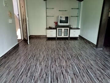 Bedroom in 2 BHK Apartment at Windsor Estate, Kalyani Nagar – for Rent