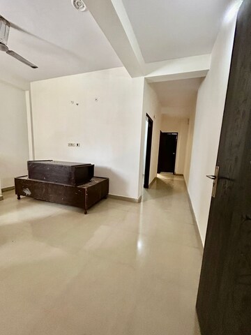 Master Bedroom in 1 BHK Builder Floor at Saket – for Rent