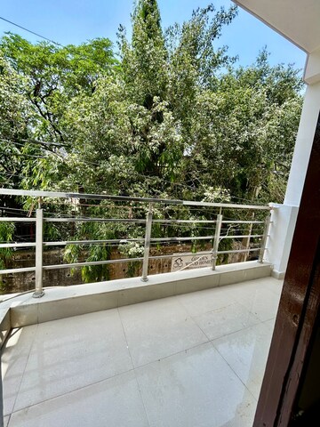 1 BHK Builder Floor For Rent in Saket