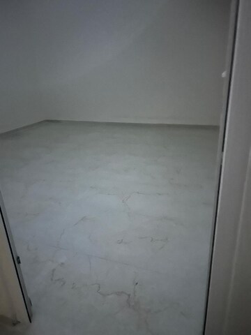 Room in 2 BHK Apartment at Smart World Gems, Sector 89 – for Rent
