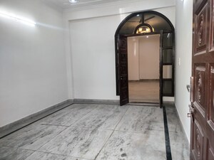 Room in 3 BHK Builder Floor at Green Fields Colony – for Sale