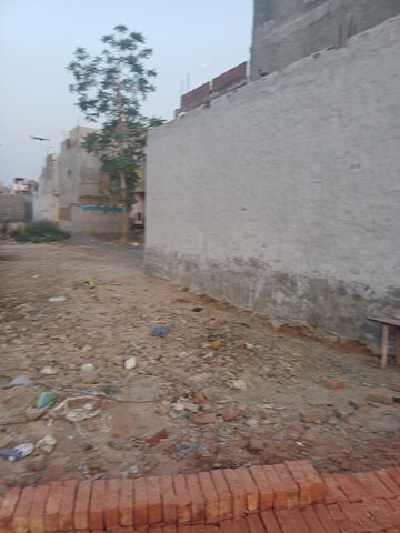  Plot For Sale in Dheeraj Nagar