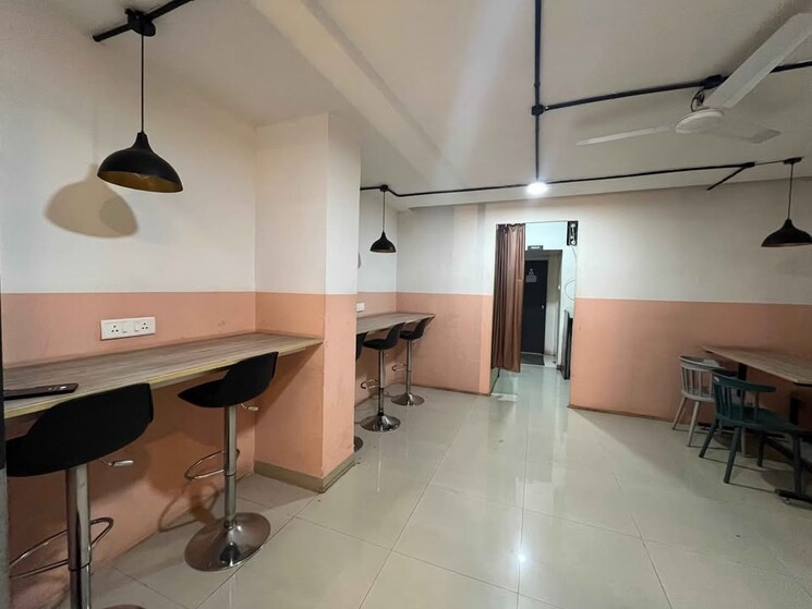 Team Area, vijay nagar Commercial Office Space 3300 Sq.Ft. In Vijay Nagar Indore 8790377