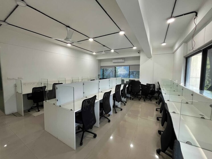 Team Area, vijay nagar Commercial Office Space 3300 Sq.Ft. In Vijay Nagar Indore 8790377