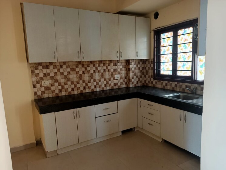 Kitchen, rps-savana 3 Bedroom 1249 Sq.Ft. Apartment In Sector 88 Faridabad 8790564