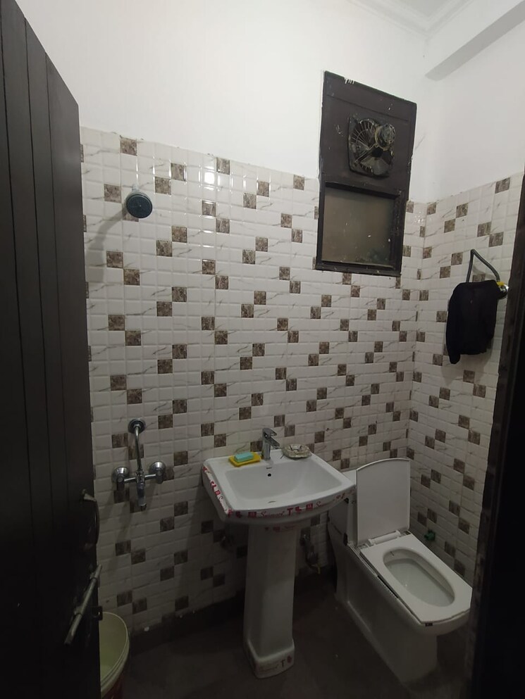 Attached Bathroom, vasundhara sector 1 2 Bedroom 850 Sq.Ft. Builder Floor In Vasundhara Sector 1 Ghaziabad 8790417
