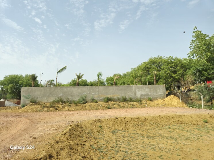 undefined, sector 63  200 Sq.Yd. Plot In Sector 63 Gurgaon 8790407