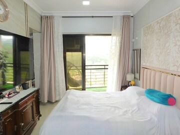 Bedroom in 3 BHK Apartment at K Raheja Raheja Residency, Malad East – for Sale