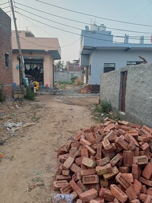  Plot For Sale in Dheeraj Nagar