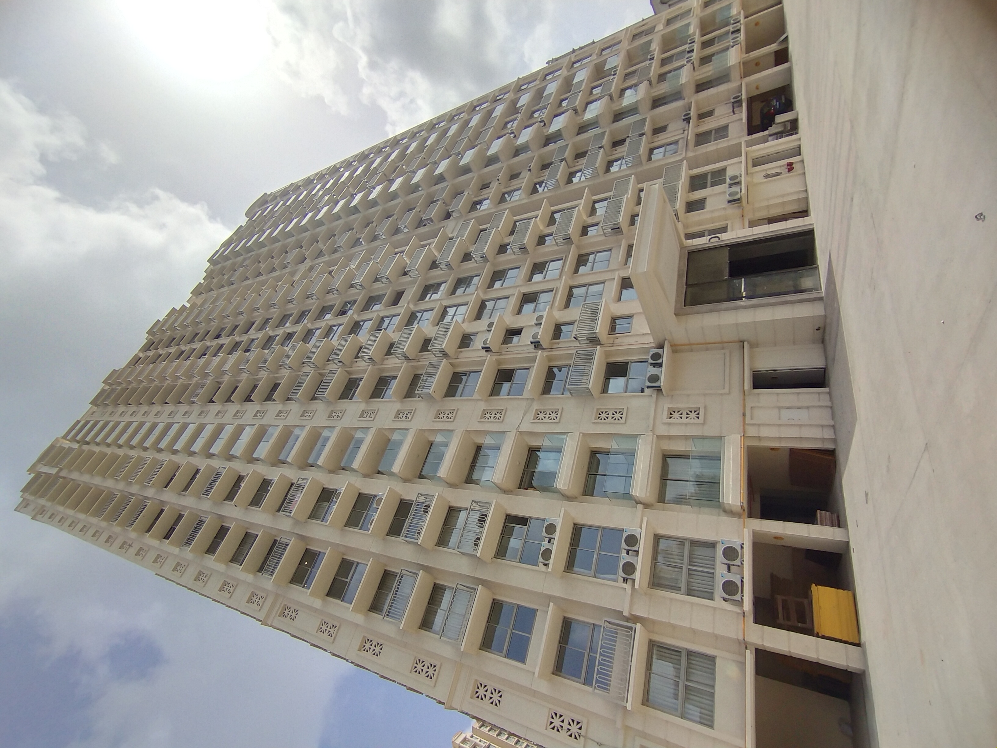 3 BHK Builder Floor For Rent in Hiranandani Highland