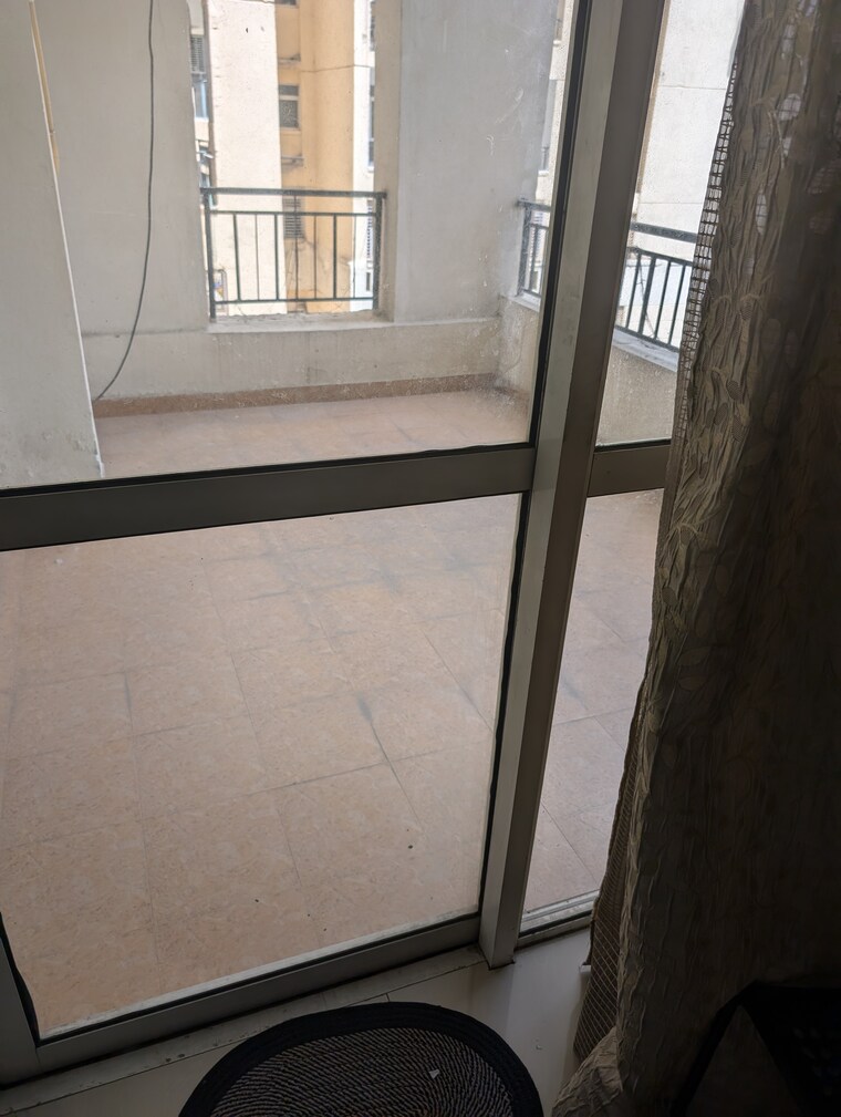 Balcony, jaypee-klassic-shaurya 4 Bedroom 2500 Sq.Ft. Apartment In Sector 134 Noida 8790447