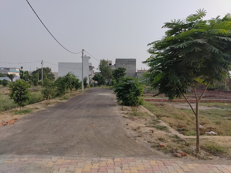undefined, modipuram bypass  103 Sq.Yd. Plot In Modipuram Bypass Meerut 8790458