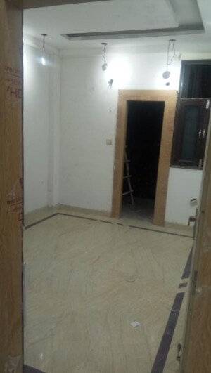 Room in 3 BHK Builder Floor at Vasundhara Sector 1 – for Sale