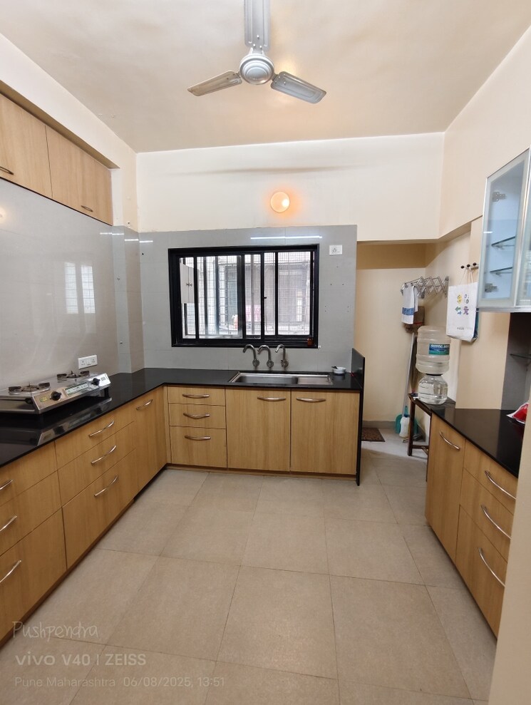 Kitchen, shivajinagar 3 Bedroom 1500 Sq.Ft. Apartment In Shivajinagar Pune 8790481
