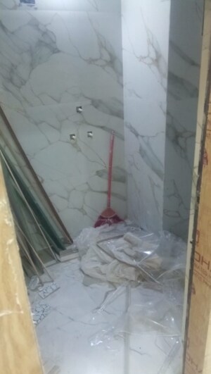 Bathroom in 3 BHK Builder Floor at Vasundhara Sector 1 – for Sale