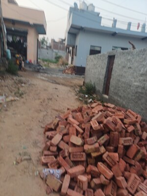  Plot For Sale in Dheeraj Nagar