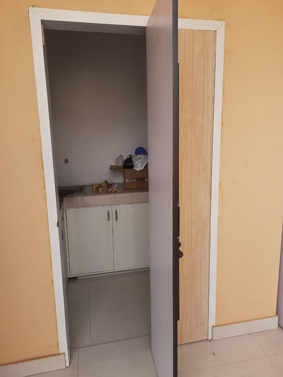 3.5 BHK + Extra Room Independent House For Rent in Gnida