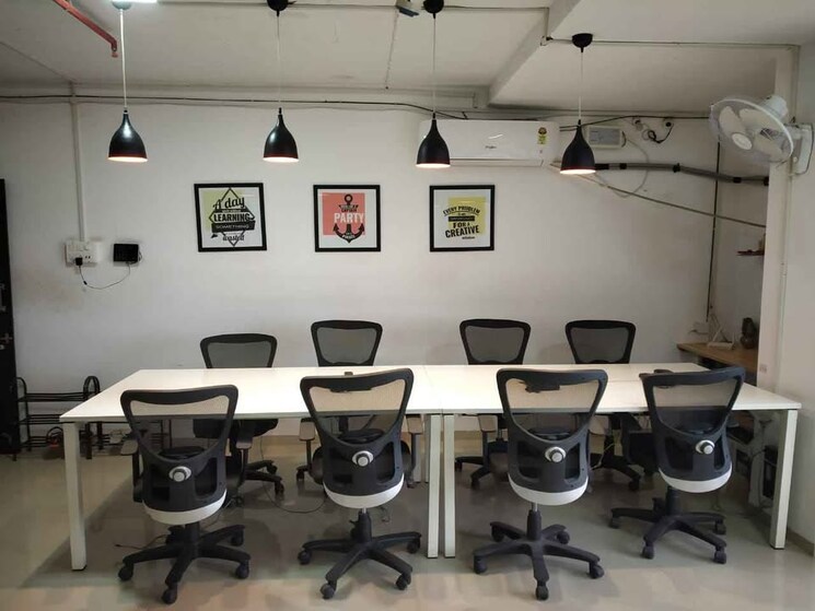 Team Area, vijay nagar Commercial Office Space 2250 Sq.Ft. In Vijay Nagar Indore 8790570