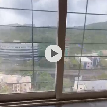 Furnished Amenities in 1 BHK Apartment at Vikhroli West – for Rent