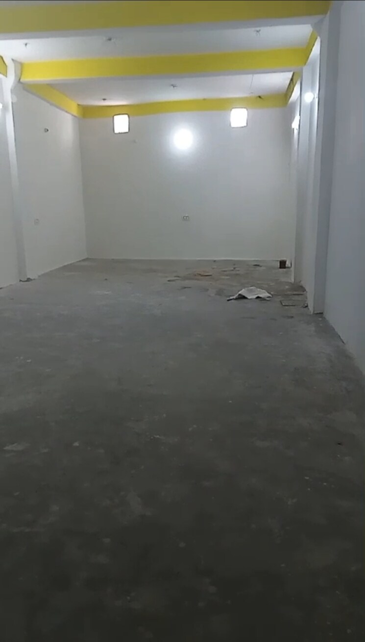 Floor Plan, tikhampur Commercial Warehouse 700 Sq.Yd. In Tikhampur Ballia 8790595