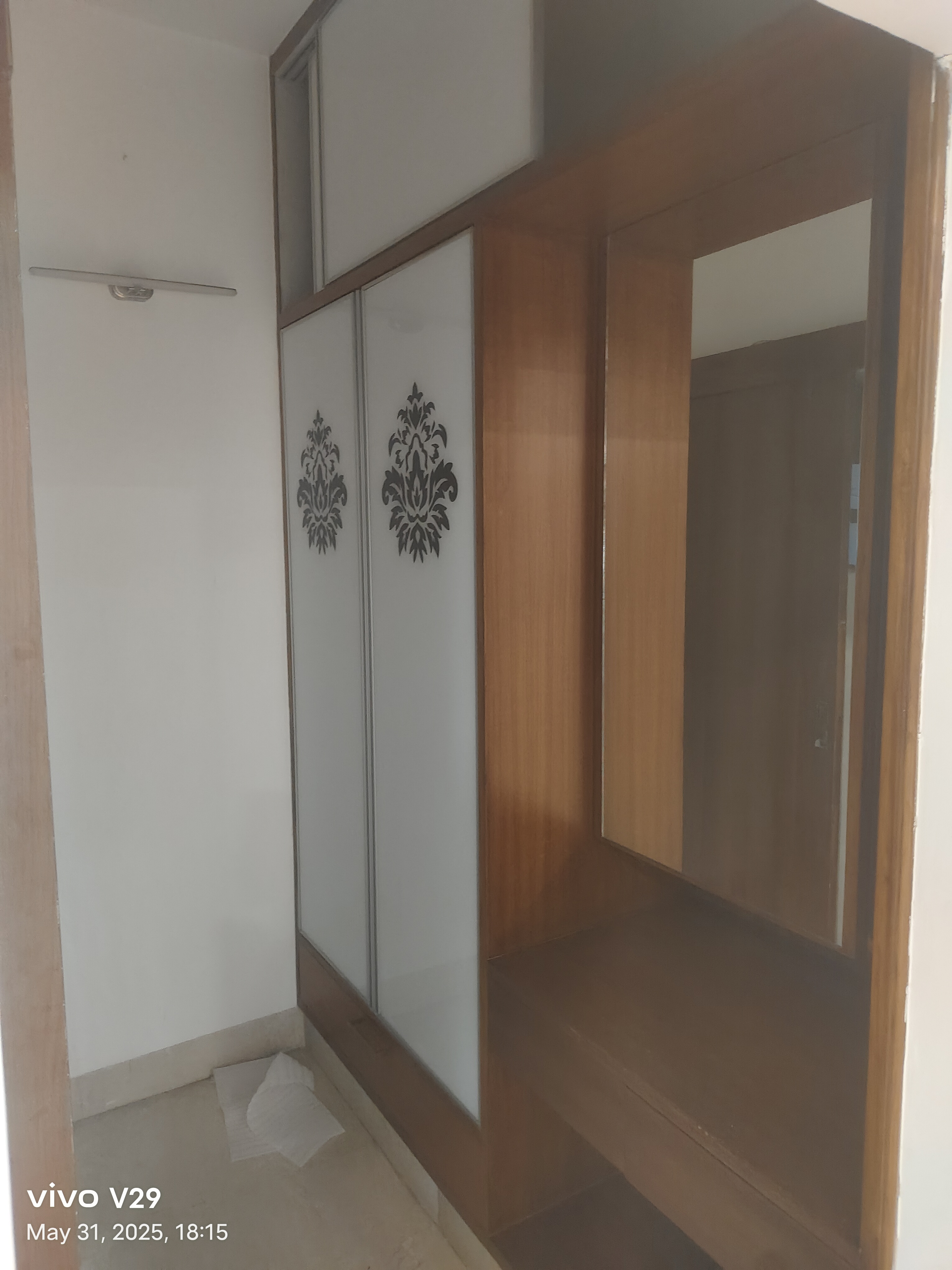 4 BHK + Servant Room Apartment For Rent in Ireo Skyon