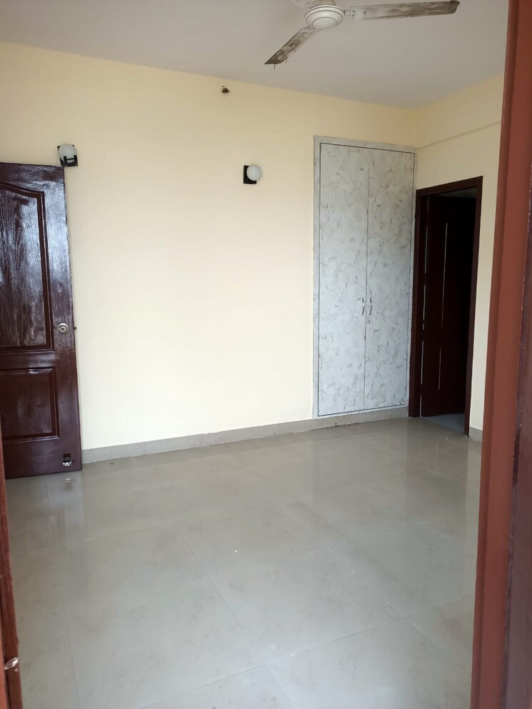 Room, rps-savana 3 Bedroom 1249 Sq.Ft. Apartment In Sector 88 Faridabad 8790582