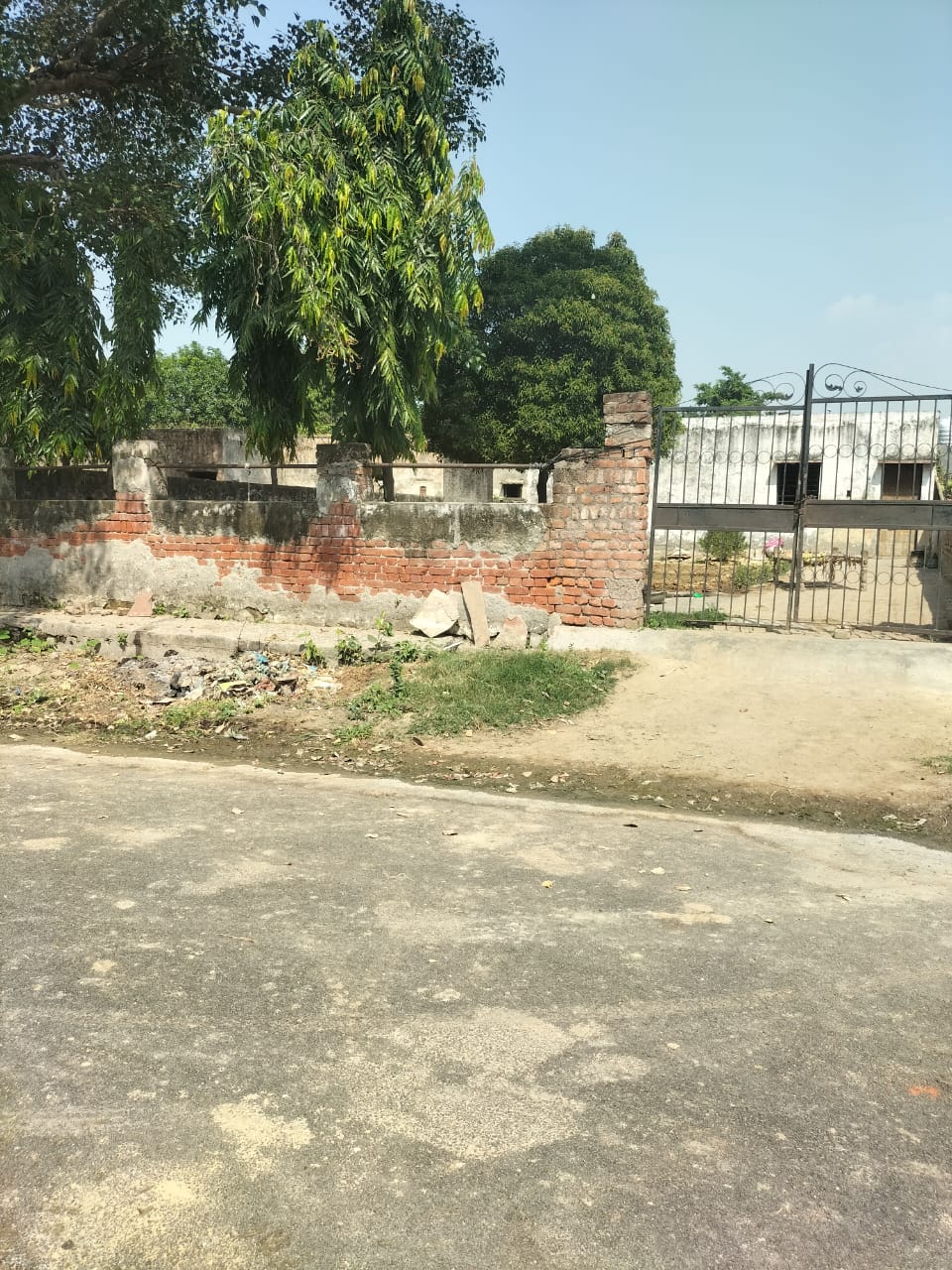 Plot For Sale in Gnida