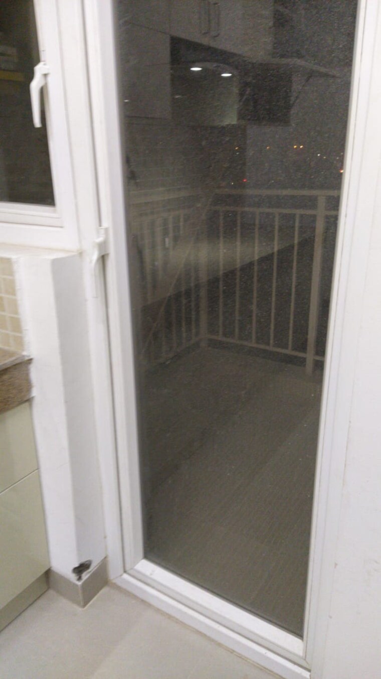 Balcony, emaar-gurgaon-greens 3 Bedroom 1650 Sq.Ft. Apartment In Sector 102 Gurgaon 8790611