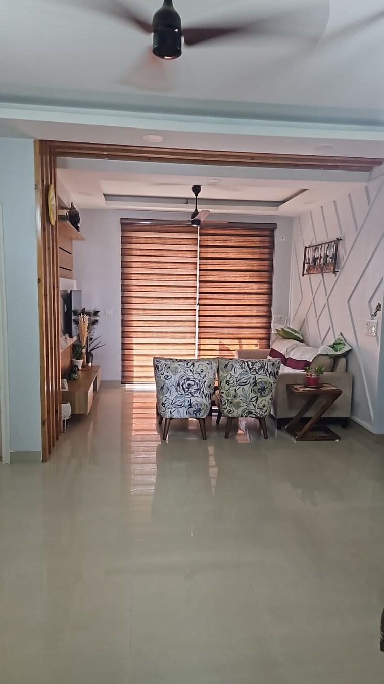 Living Room, emaar-gurgaon-greens 3 Bedroom 1650 Sq.Ft. Apartment In Sector 102 Gurgaon 8790611