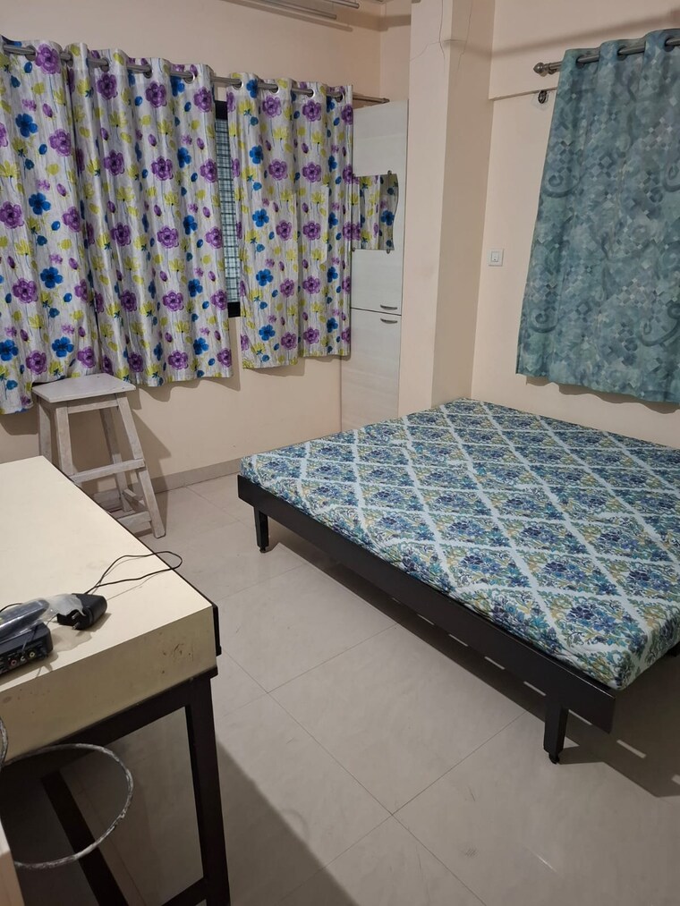 Bedroom, rustomjee-seasons 3 Bedroom 1400 Sq.Ft. Apartment In Bandra East Mumbai 8790627