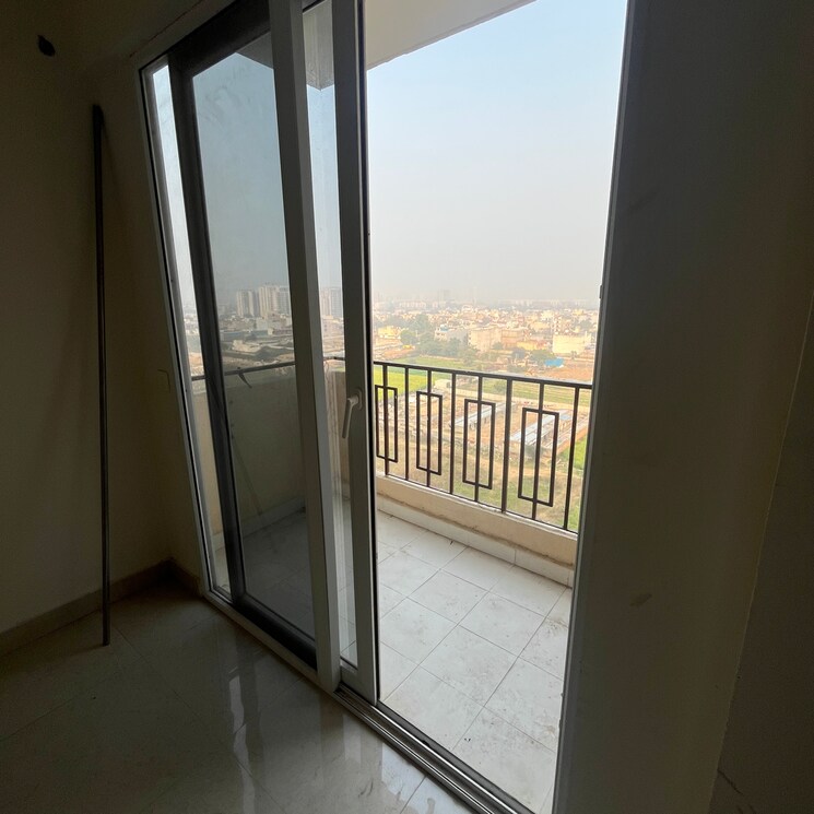 undefined, signature-orchard-avenue-2 2 Bedroom 666 Sq.Ft. Apartment In Hayatpur Gurgaon 8790686