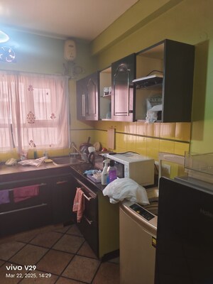 Kitchen in 2 BHK Apartment at Unitech Heritage City, Sector 25 – for Sale