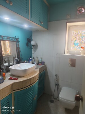 Master Bedroom in 2 BHK Apartment at Unitech Heritage City, Sector 25 – for Sale