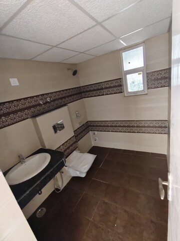 Attached Bathroom in 3.5 BHK Apartment at Pareena Express Heights, Sector 99 – for Sale