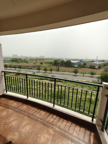 Balcony in 3.5 BHK Apartment at Pareena Express Heights, Sector 99 – for Sale