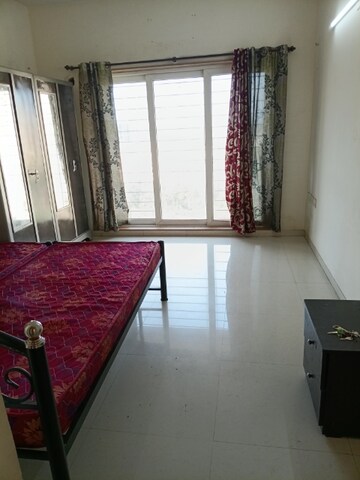 Bedroom in 3 BHK Apartment at Pataskar Eclat, Ghodbunder Road – for Rent